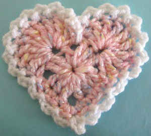 Free Crochet Pattern – Large Lacy Heart #12 – Best Free Crochet