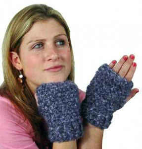 FREE-Pattern-Maggie-Weldon-Crochet-Divine-Mitts-FP118