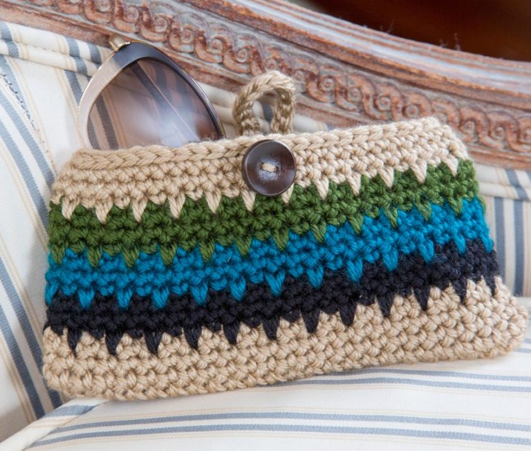 Free Dynamite Eyeglass Case Crochet Pattern from www.RedHeart.com
